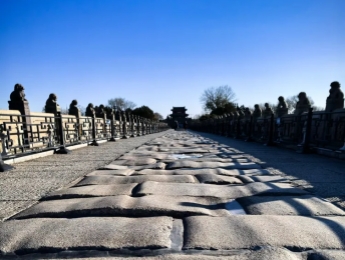 铭记抗战历史 坚持和平发展