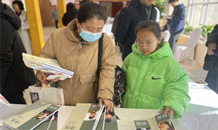 “文学市集”现场