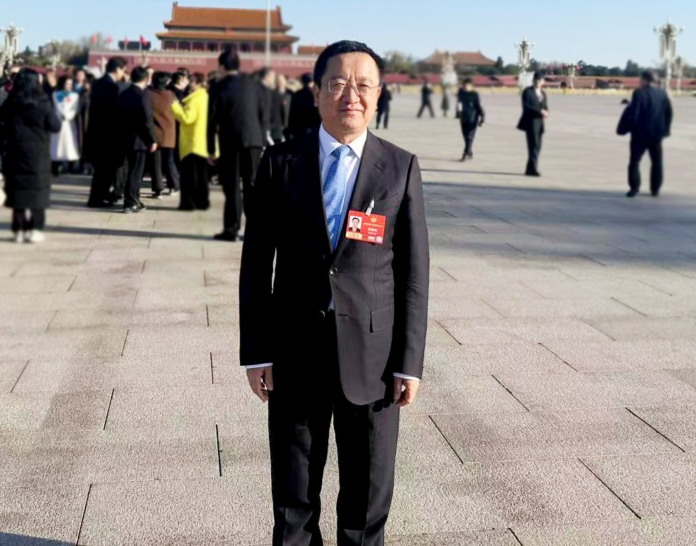 全国政协委员、中国作协副主席阎晶明